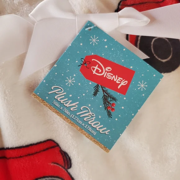 Mickey Farmhouse Truck Christmas Blanket-NWT - Picture 3 of 3